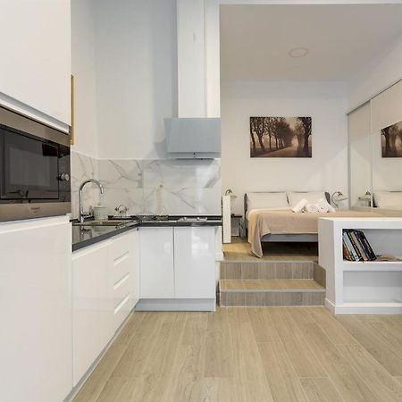 1 Bedroom 1 Bathroom Furnished - Av De America - Studio - Mintystay 马德里 外观 照片